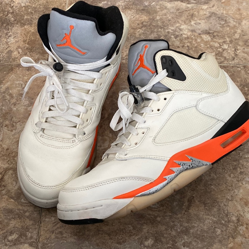 Air Jordan 5 Broken Backboards Size 10.5 Mens ⭐️